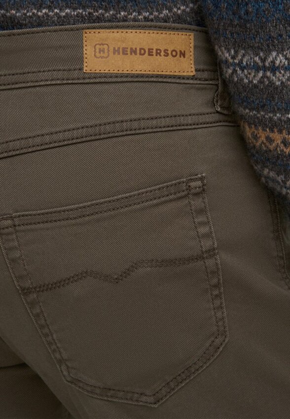 Джинсы Henderson