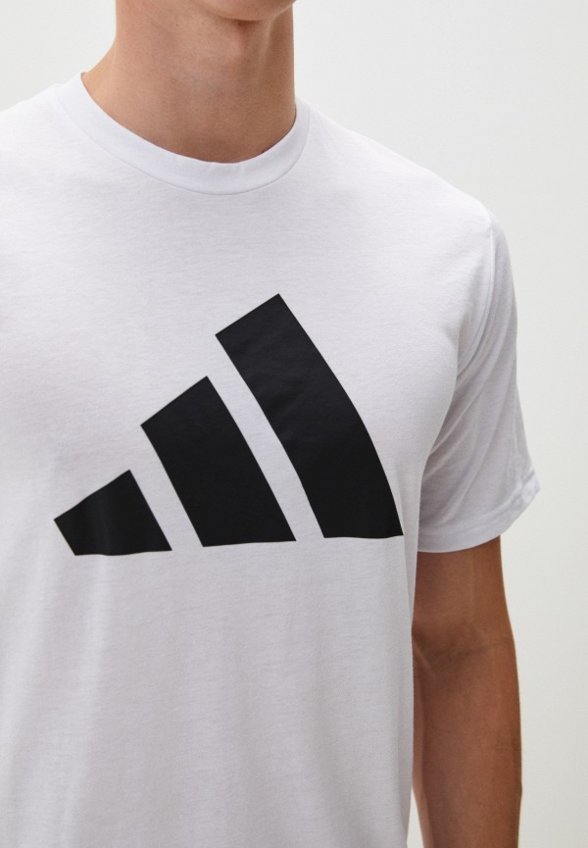 Футболка adidas