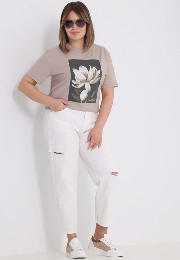 Футболка Апрель