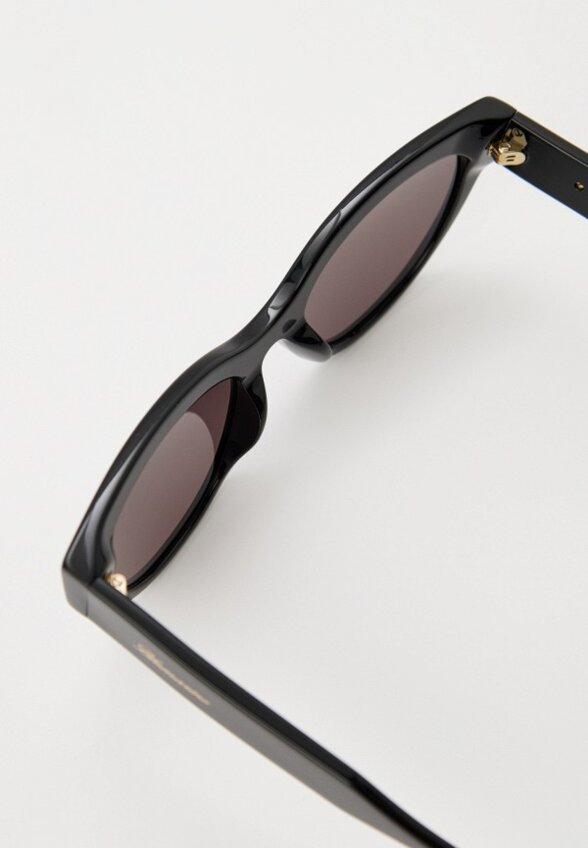 Очки солнцезащитные Blumarine