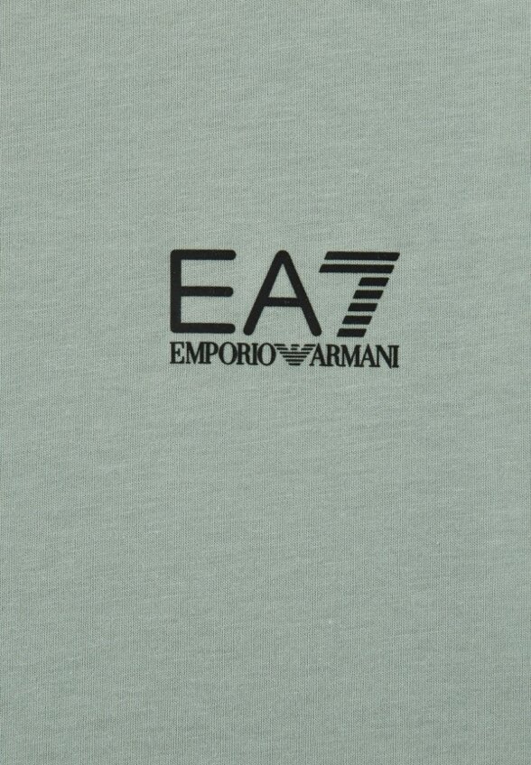 Футболка EA7