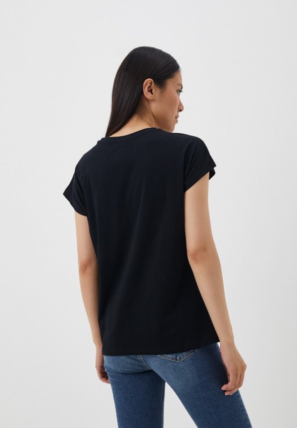 Футболка Colin's