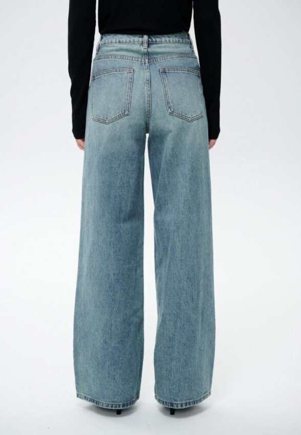 Джинсы Daisyknit