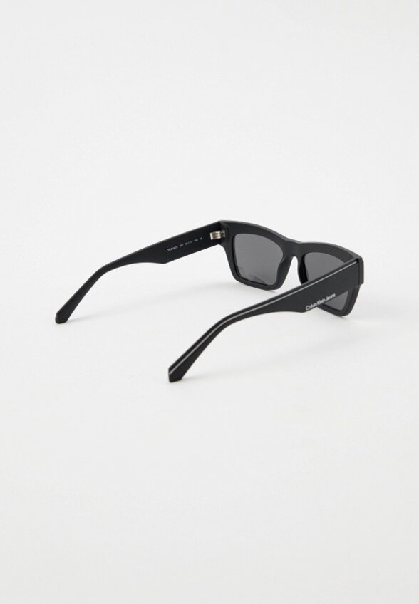 Очки солнцезащитные Calvin Klein Jeans