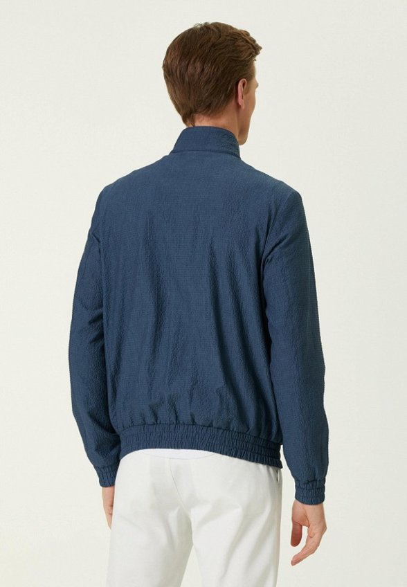 Ветровка Club