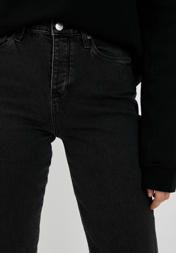 Джинсы Colin's