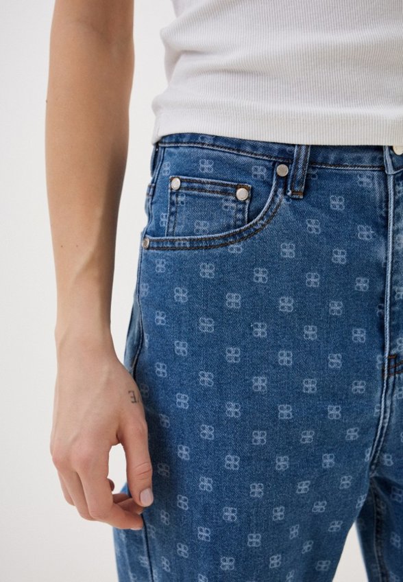 Джинсы Belucci