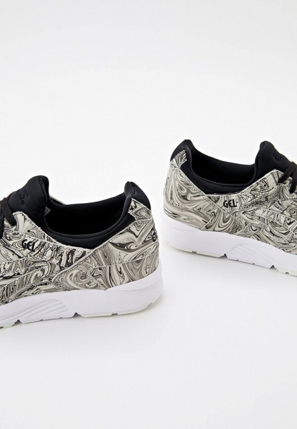 Кроссовки ASICS