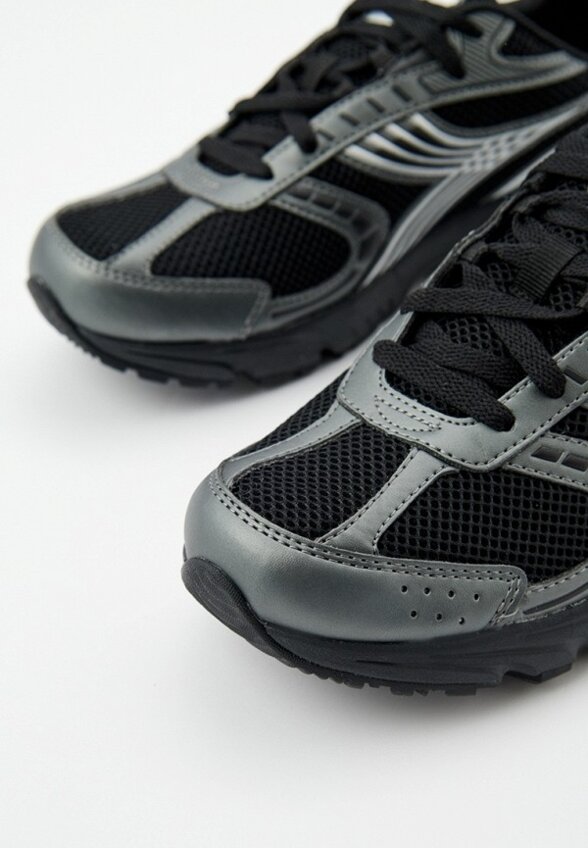 Кроссовки Diadora