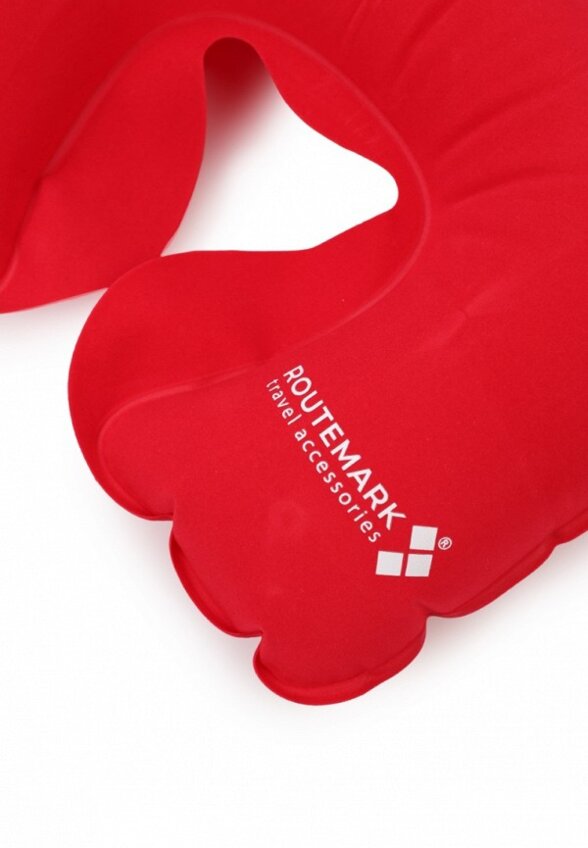 Подушка дорожная Routemark