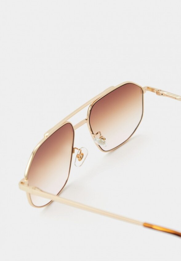 Очки солнцезащитные Ruxara