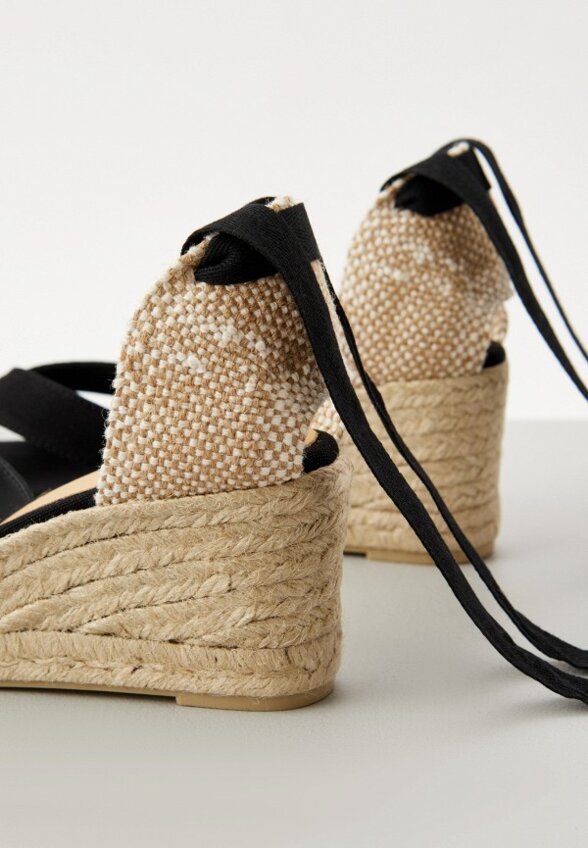 Босоножки Castaner