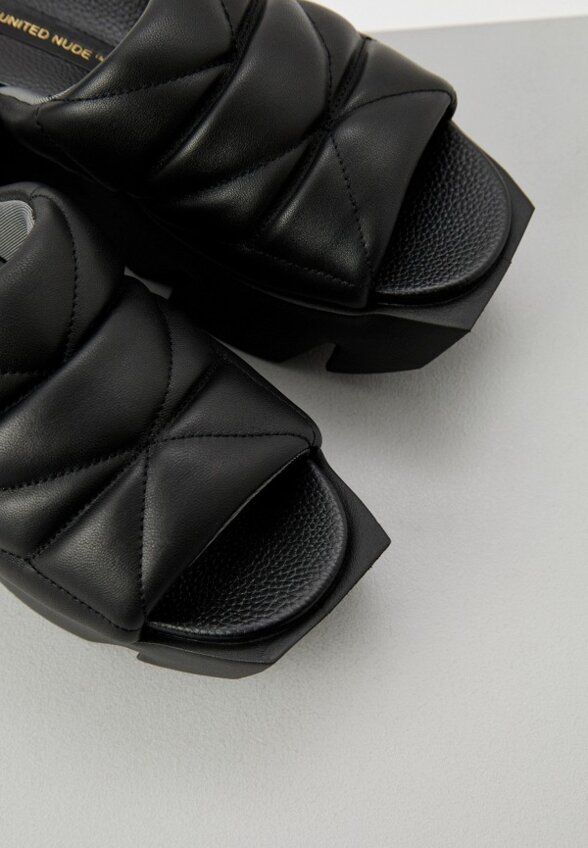 Сабо United Nude