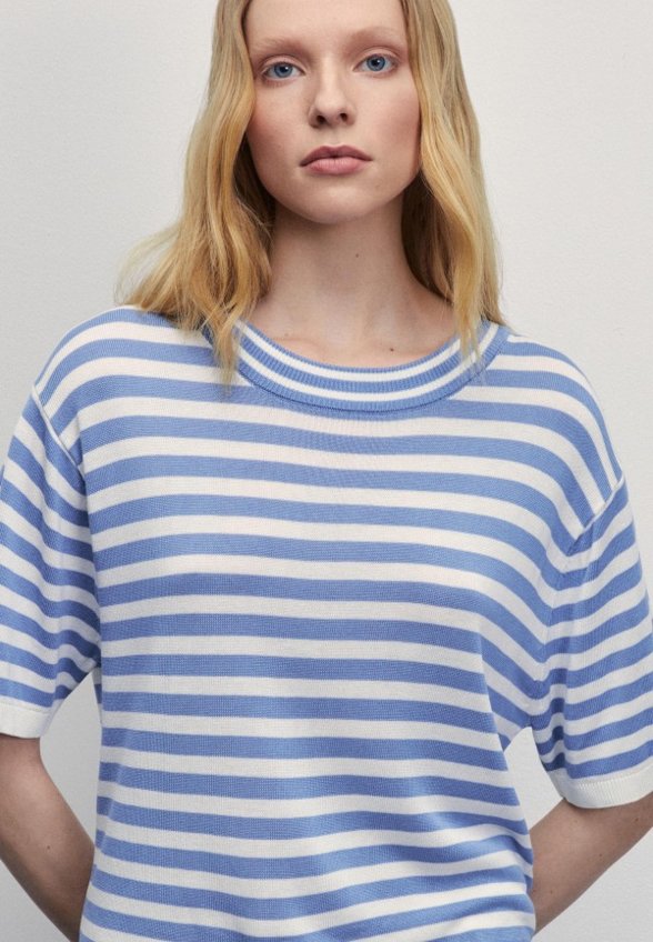 Джемпер Zarina