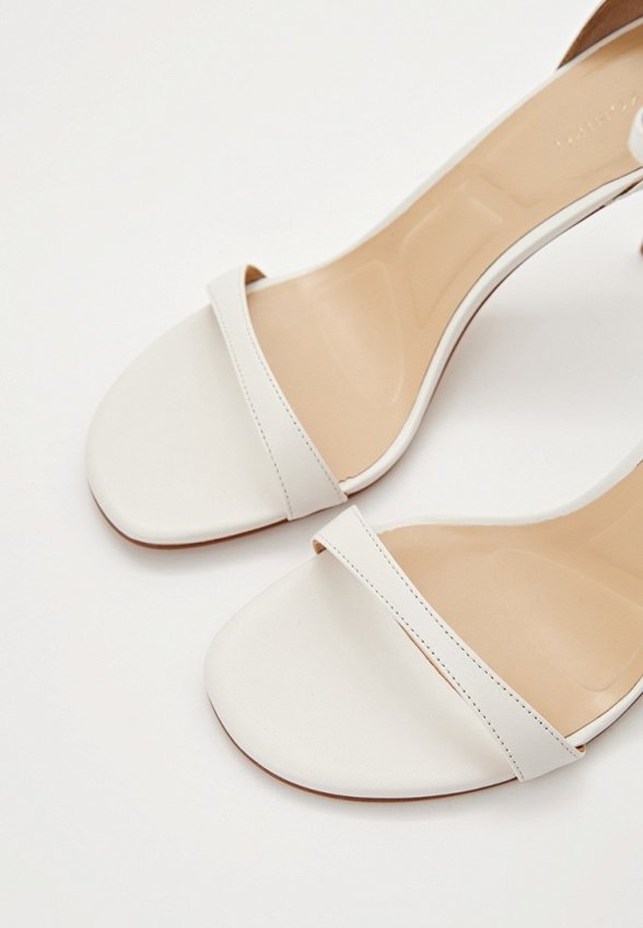 Босоножки Ekonika