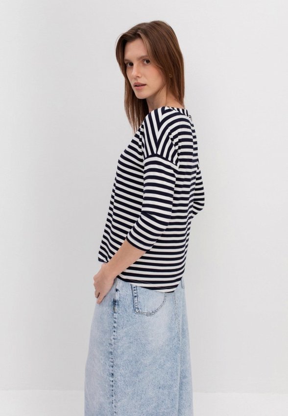 Лонгслив Savage