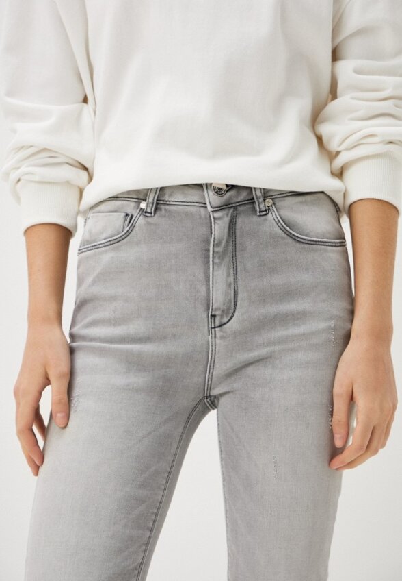 Джинсы Hiddenbrand