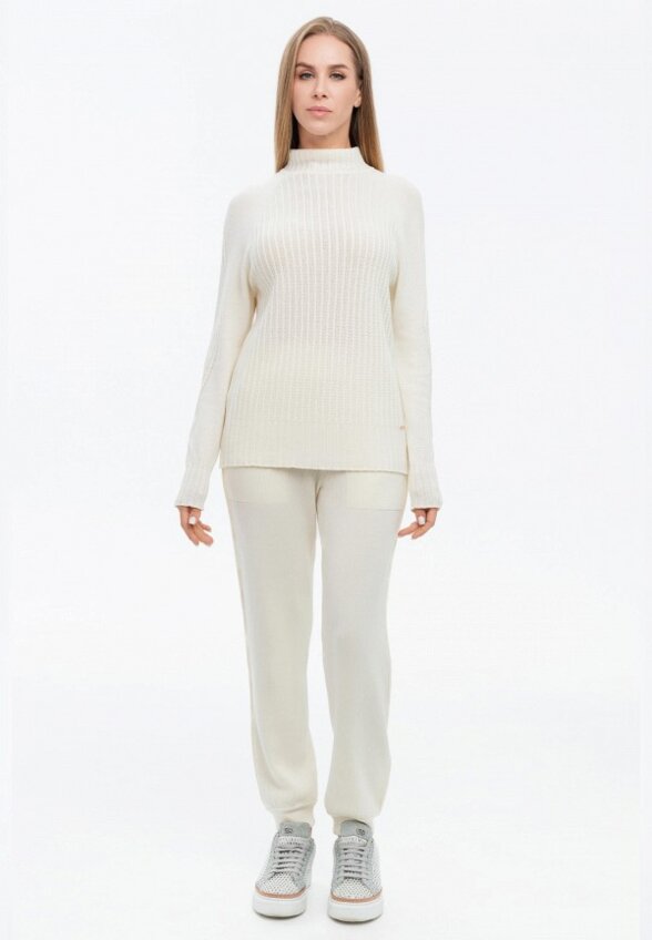 Свитер Ареола