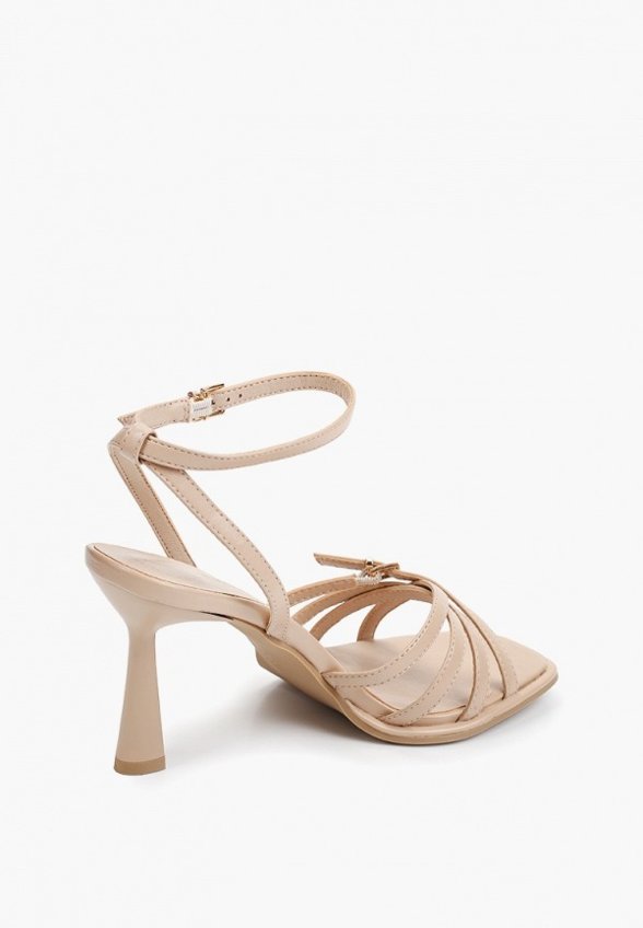 Босоножки Betsy