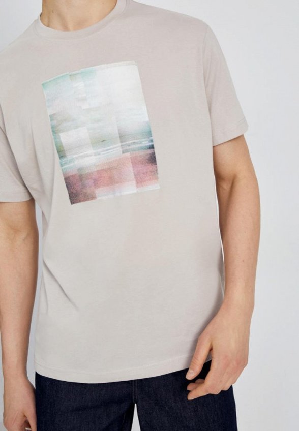 Футболка Finn Flare