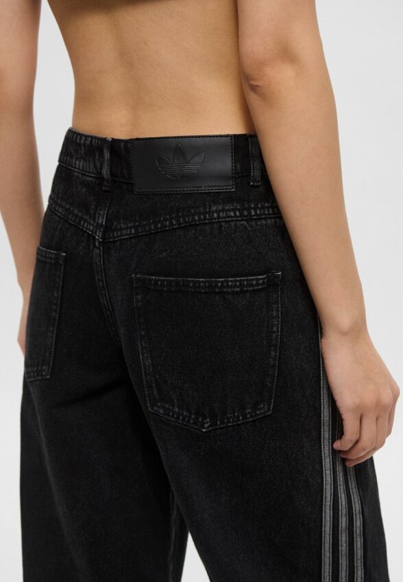 Джинсы adidas Originals