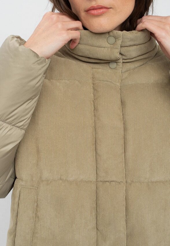 Пуховик Taifun