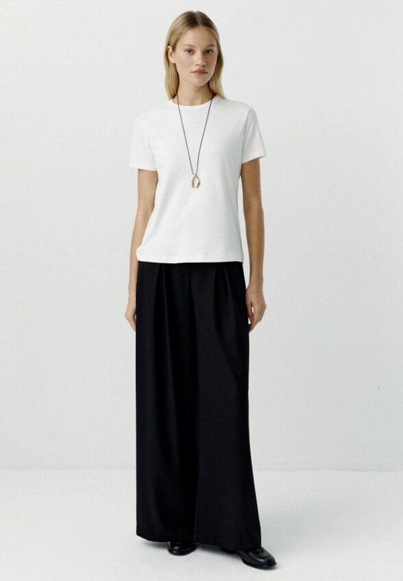 Футболка Charmstore