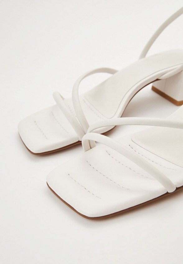 Босоножки Ekonika