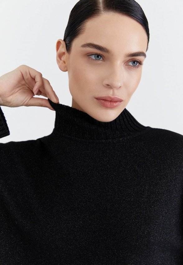 Свитер M.Reason