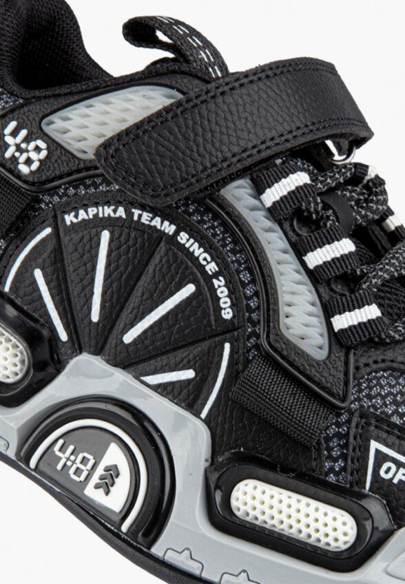 Кроссовки Kapika