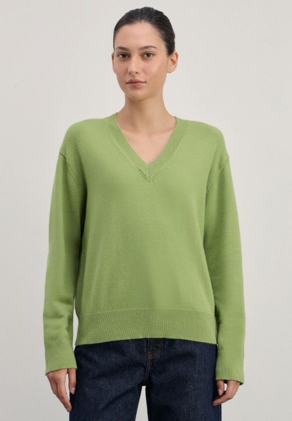 Пуловер Zarina