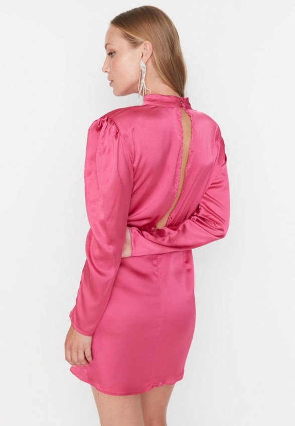 Платье Trendyol