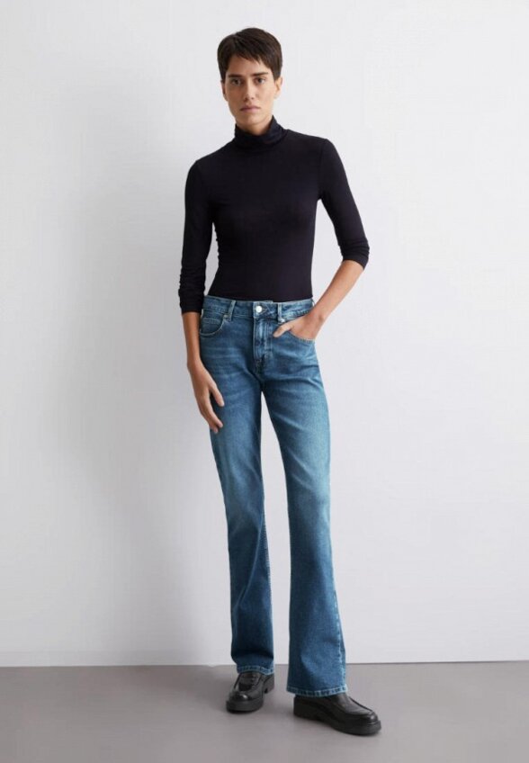 Джинсы Marc O'Polo