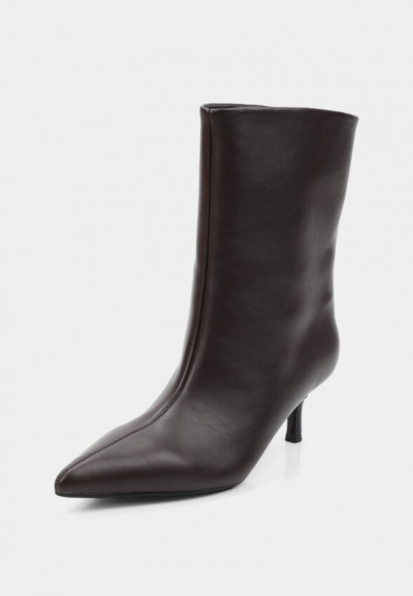 Полусапоги Araz