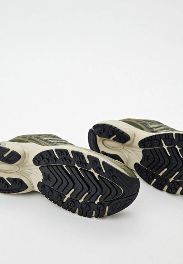 Кроссовки adidas Originals