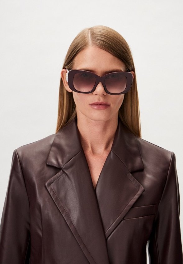 Очки солнцезащитные Burberry
