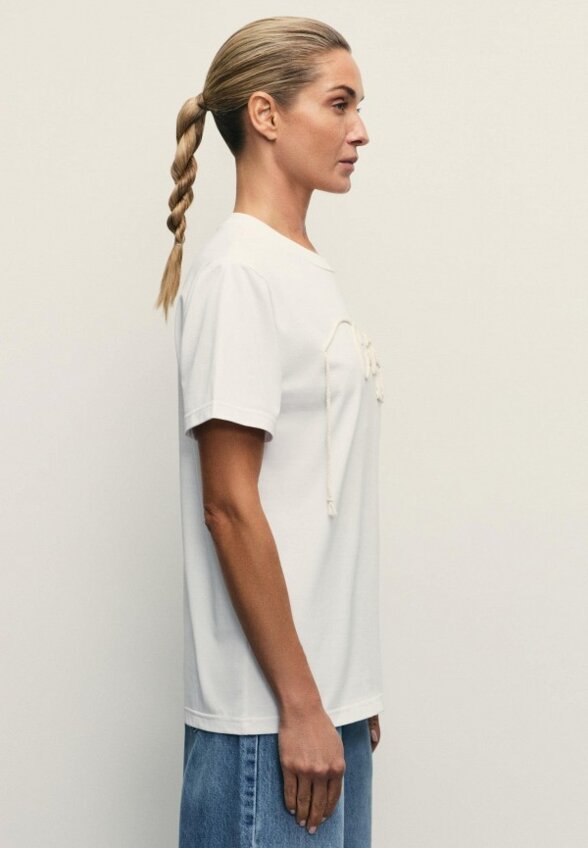 Футболка Zarina