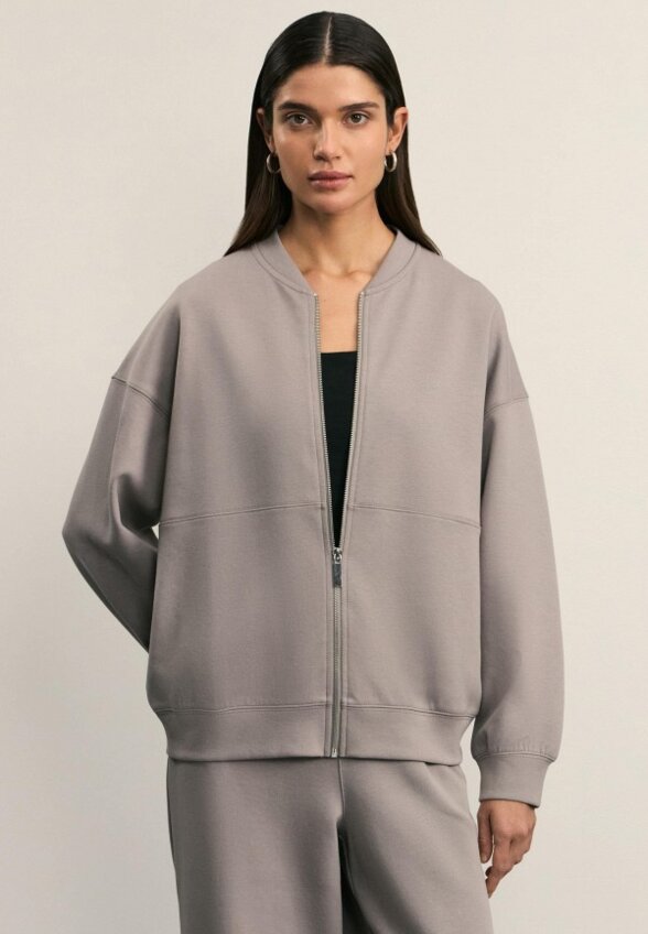 Олимпийка Zarina