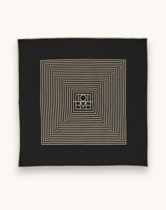 Toteme Centered Monogram женщинам