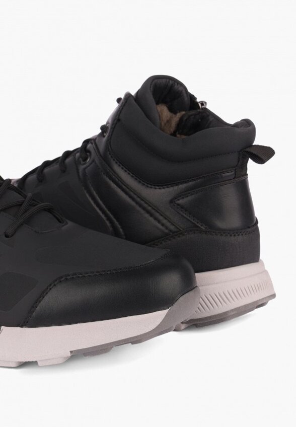 Кроссовки Pulse