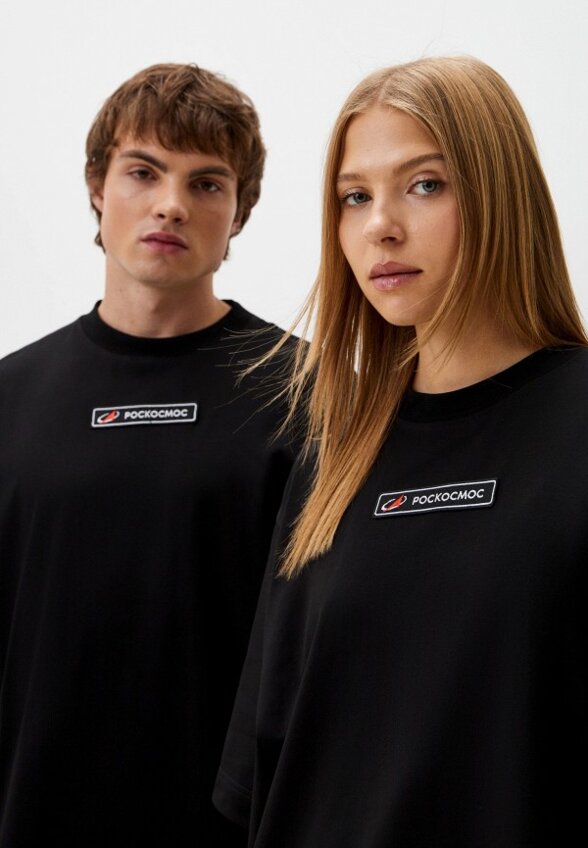 Футболка DNK