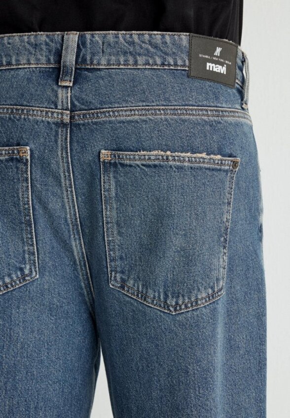 Джинсы Mavi