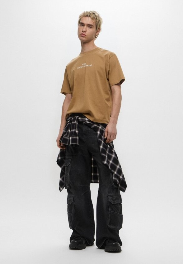 Футболка John Richmond