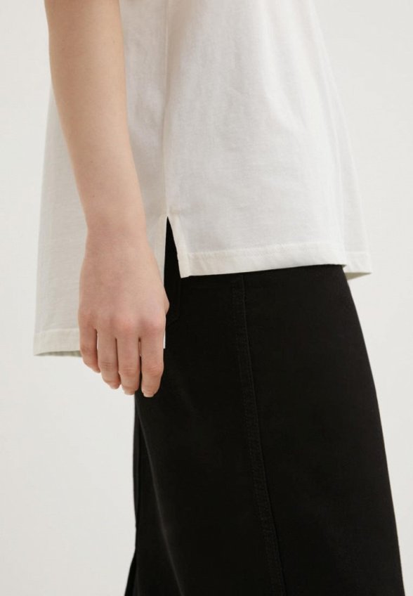 Футболка Finn Flare