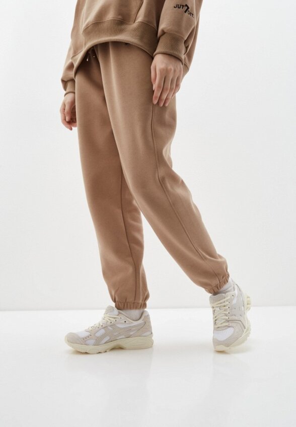 Кроссовки ASICS