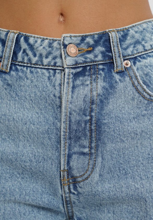 Джинсы Твое