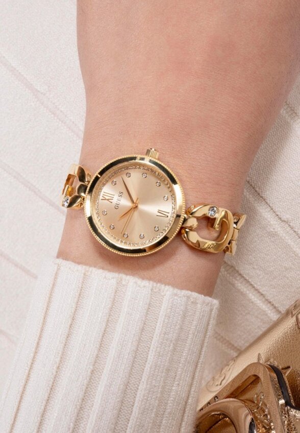 Часы Guess