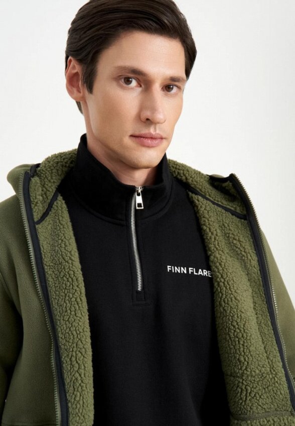 Толстовка Finn Flare