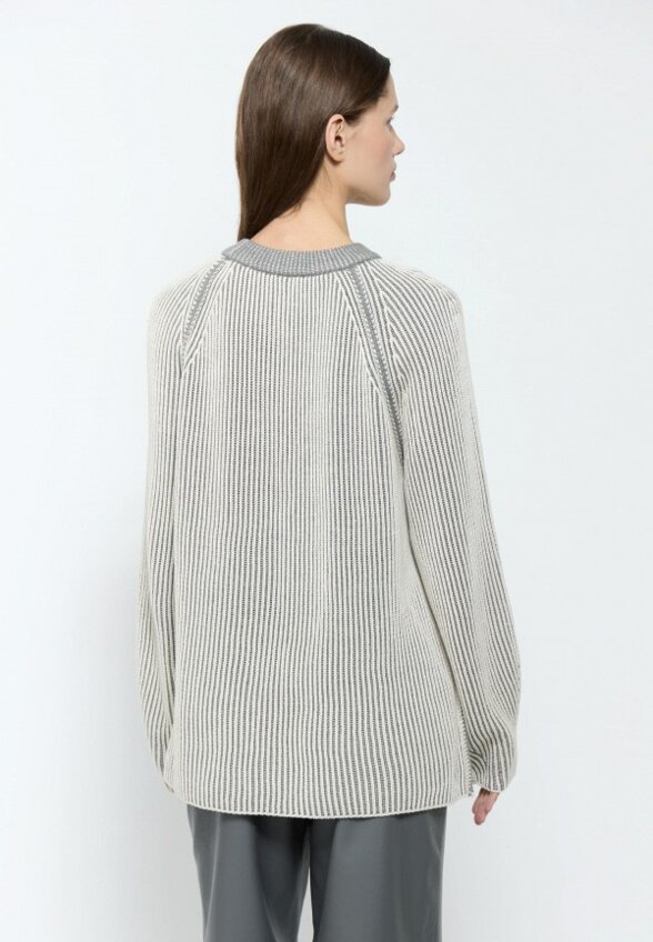 Джемпер Around