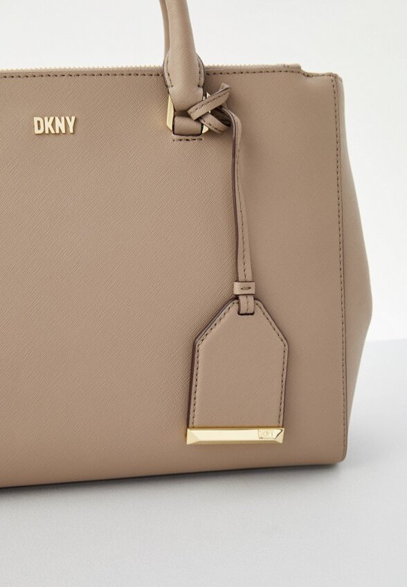 Сумка и брелок DKNY